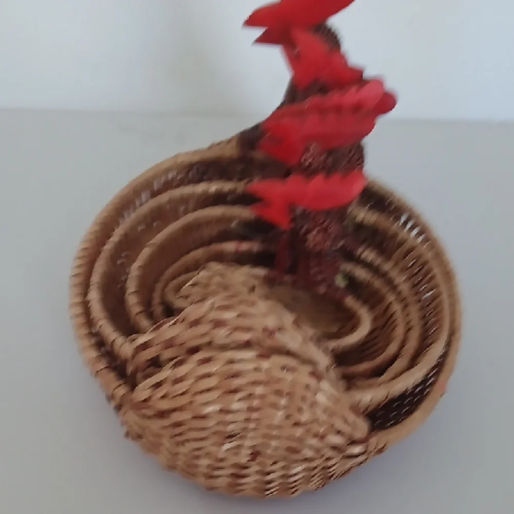 Vintage Woven Basket Set Nesting Hens -5 Piece Set